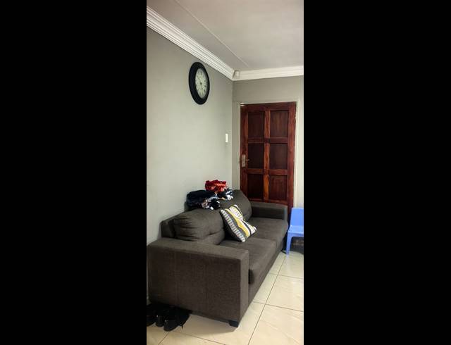 3 BEDROOM FREEHOLD FOR SALE IN SOSHANGUVE UU